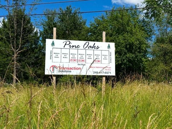 7040 N Oak Road, Davison, MI 48423