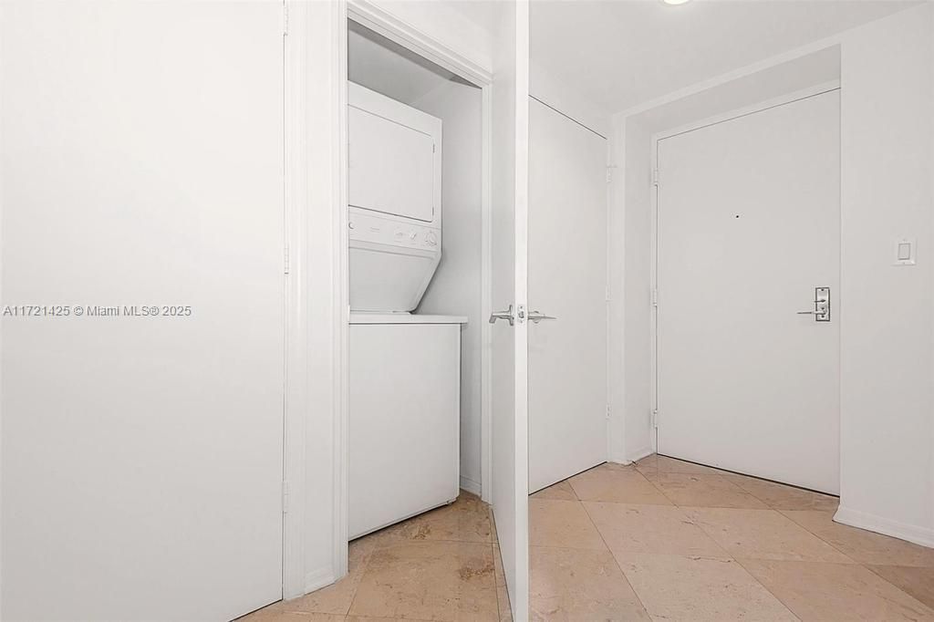 55 SE 6th St, Unit 1507, Miami, FL 33131 Photo