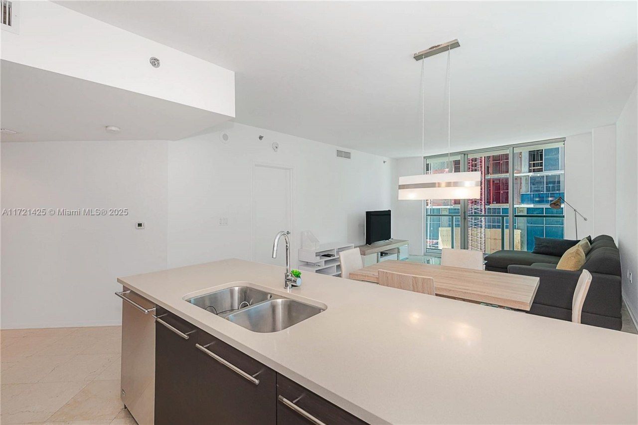 55 SE 6th St, Unit 1507, Miami, FL 33131 Photo