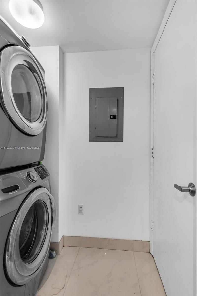 50 Biscayne Blvd, Unit 4208, Miami, FL 33132 Photo