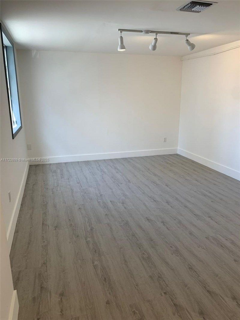 638 NW 62nd St, Miami, FL 33150 Photo