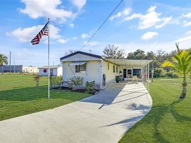 2350 SE RACKEWEG STREET, ARCADIA, FL 34266