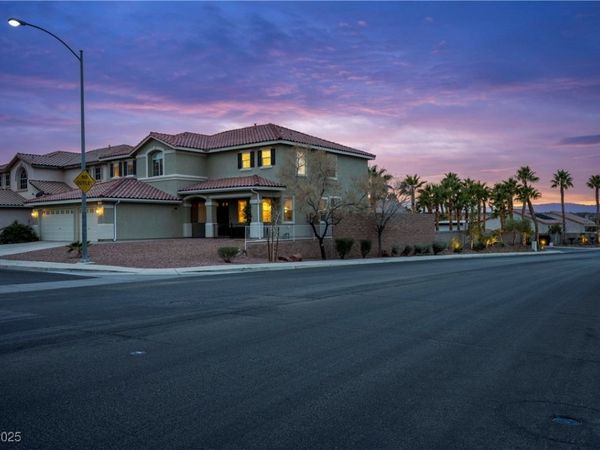 359 Hoskins Court, Henderson, NV 89012