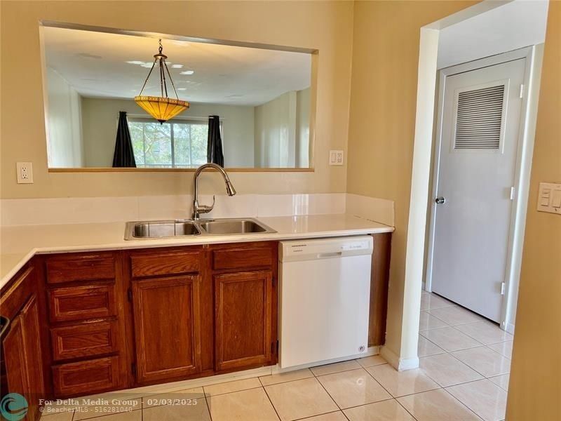 1200 NW 87th Avenue, Unit 515, Coral Springs, FL 33071 Photo