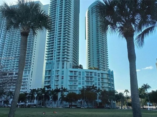 1900 Bayshore Dr, Unit 3518, Miami, FL 33132