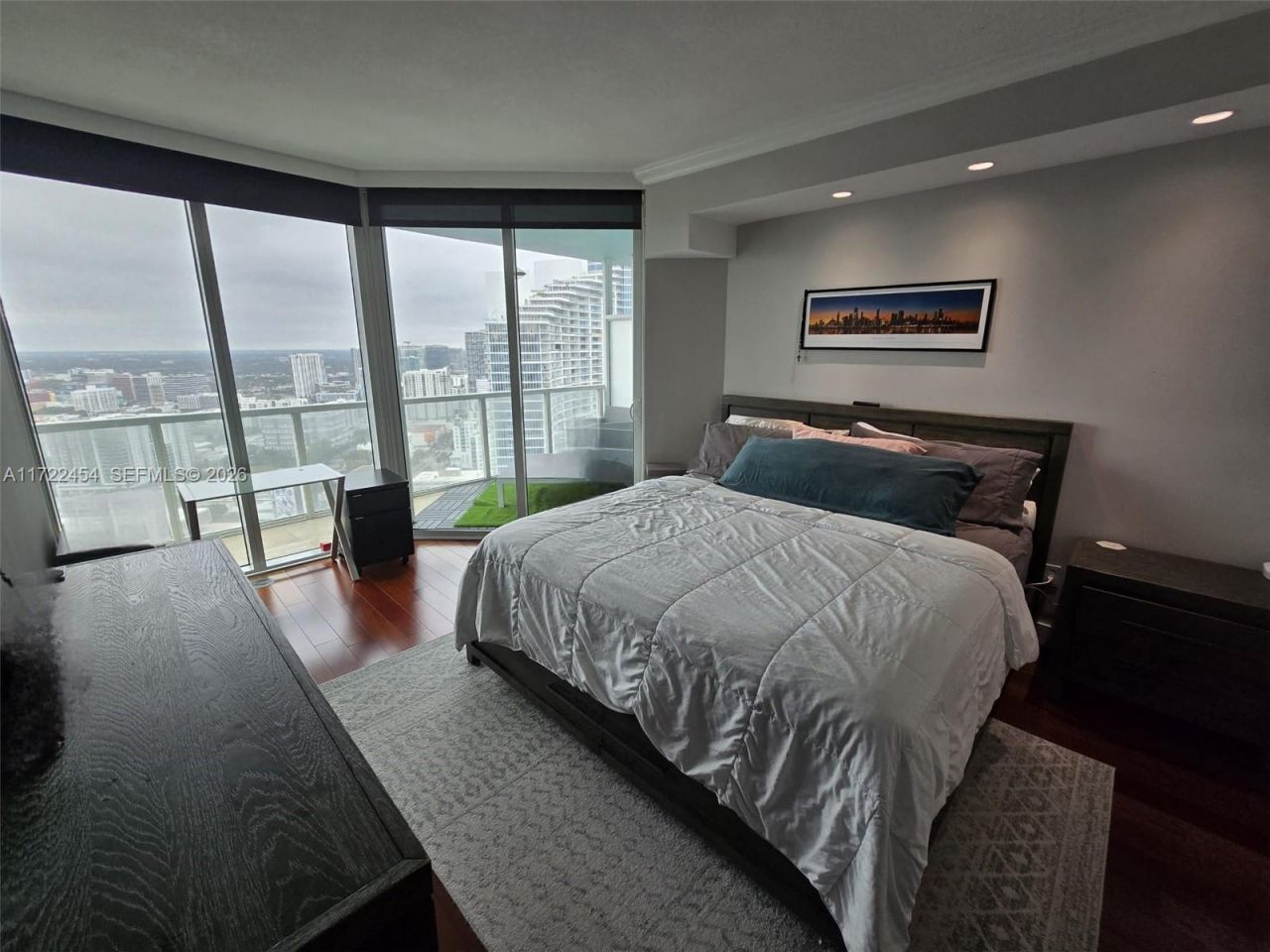 1900 Bayshore Dr, Unit 3518, Miami, FL 33132 Photo