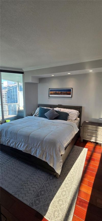 1900 Bayshore Dr, Unit 3518, Miami, FL 33132 Photo