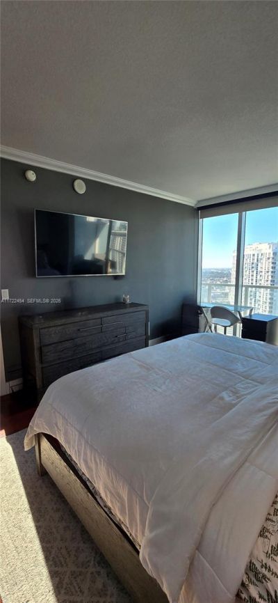 1900 Bayshore Dr, Unit 3518, Miami, FL 33132 Photo