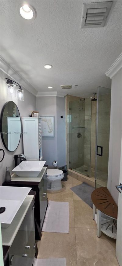 1900 Bayshore Dr, Unit 3518, Miami, FL 33132 Photo
