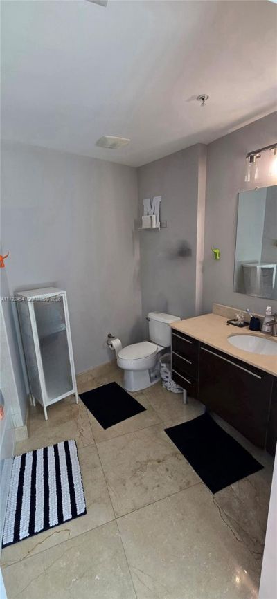 1900 Bayshore Dr, Unit 3518, Miami, FL 33132 Photo
