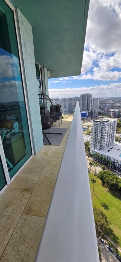 1900 Bayshore Dr, Unit 3518, Miami, FL 33132 Photo