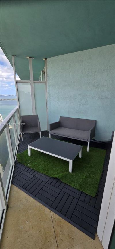 1900 Bayshore Dr, Unit 3518, Miami, FL 33132 Photo