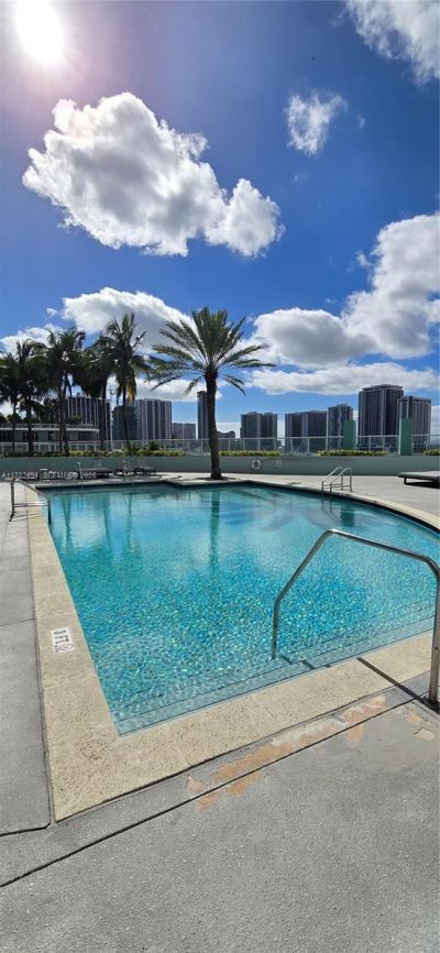 1900 Bayshore Dr, Unit 3518, Miami, FL 33132 Photo
