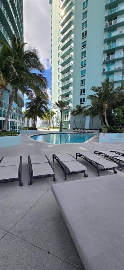 1900 Bayshore Dr, Unit 3518, Miami, FL 33132 Photo