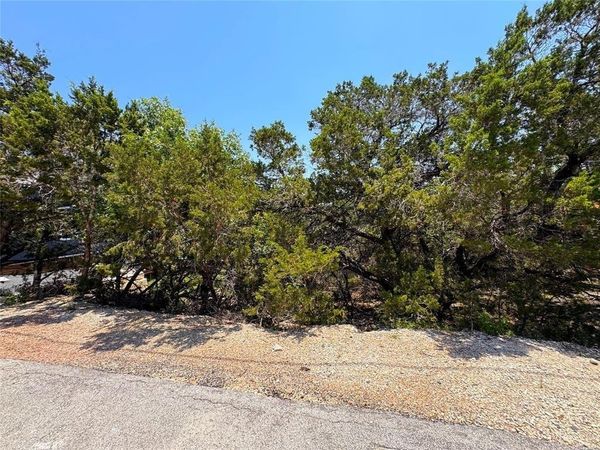 557 Dusty Saddle, Canyon Lake, TX 78133