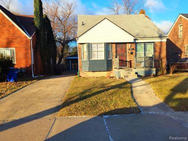 20313 SCHOENHERR Street, Detroit, MI 48205