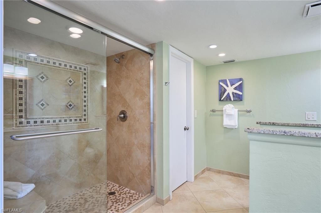17080 Harbour Point Dr, Unit 211, Fort Myers, FL 33908 Photo