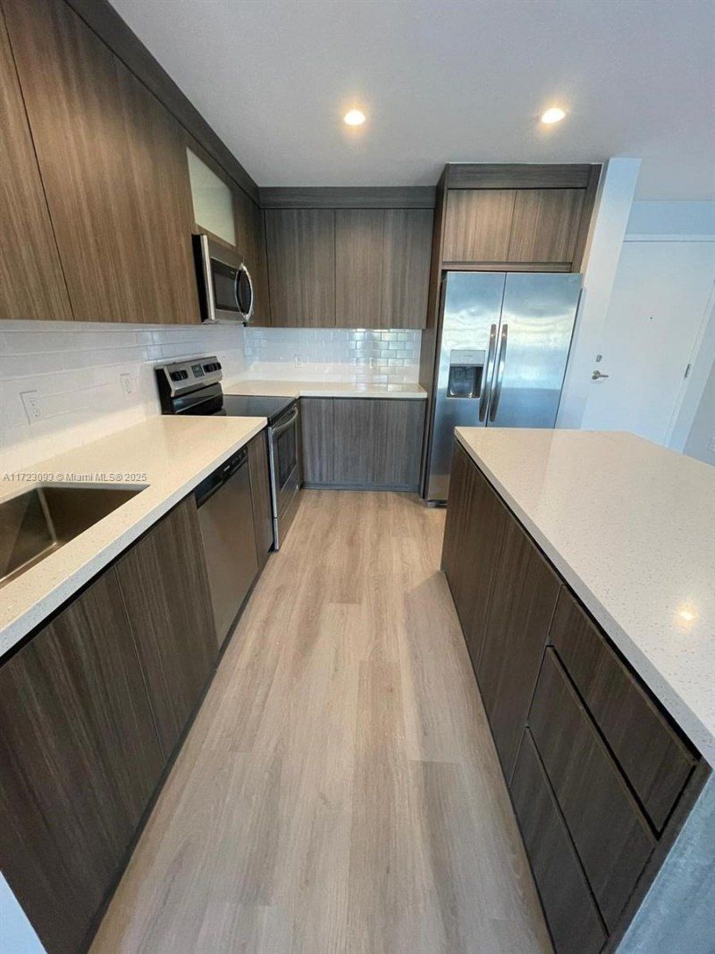 1938 Jackson St, Unit 301, Hollywood, FL 33020 Photo