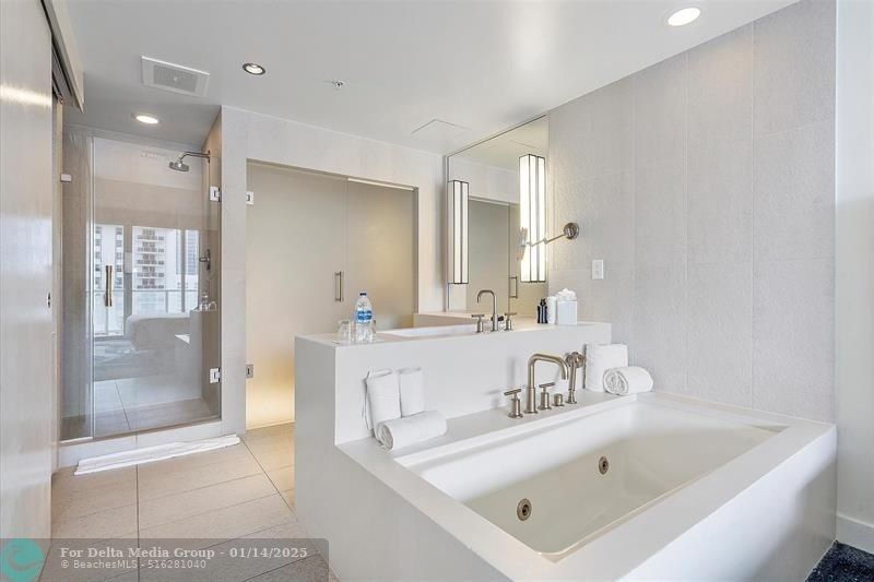 3101 Bayshore Drive, Unit 905, Fort Lauderdale, FL 33304 Photo