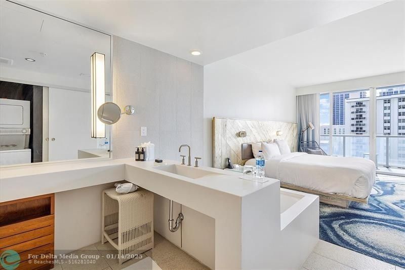 3101 Bayshore Drive, Unit 905, Fort Lauderdale, FL 33304 Photo