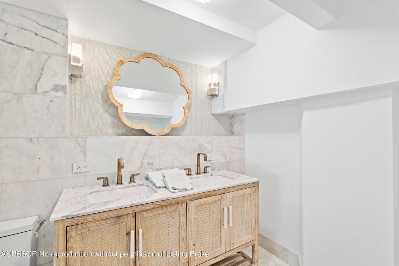 101 N Clematis Street, Unit 412, West Palm Beach, FL 33401 Photo