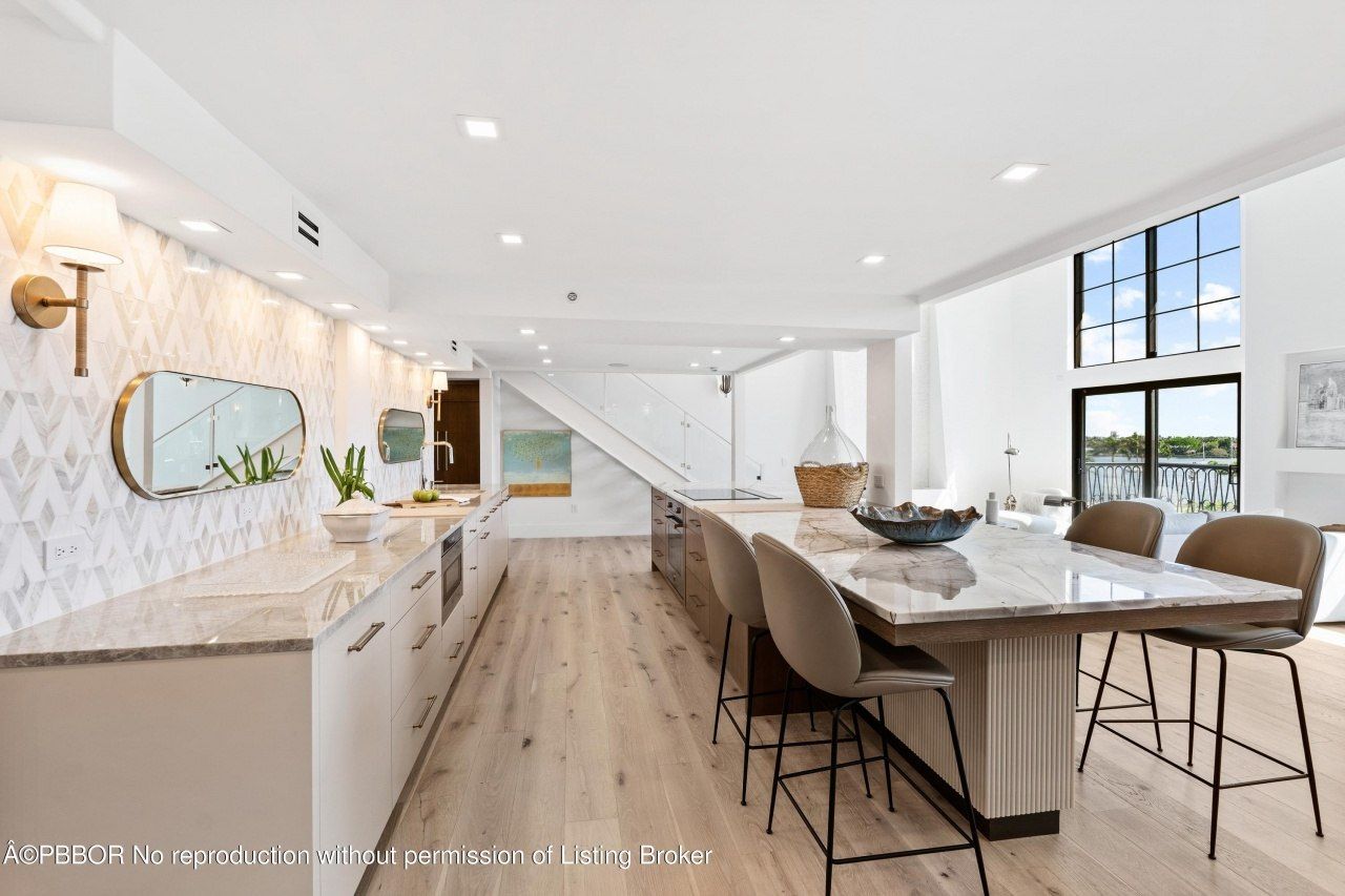 101 N Clematis Street, Unit 412, West Palm Beach, FL 33401 Photo