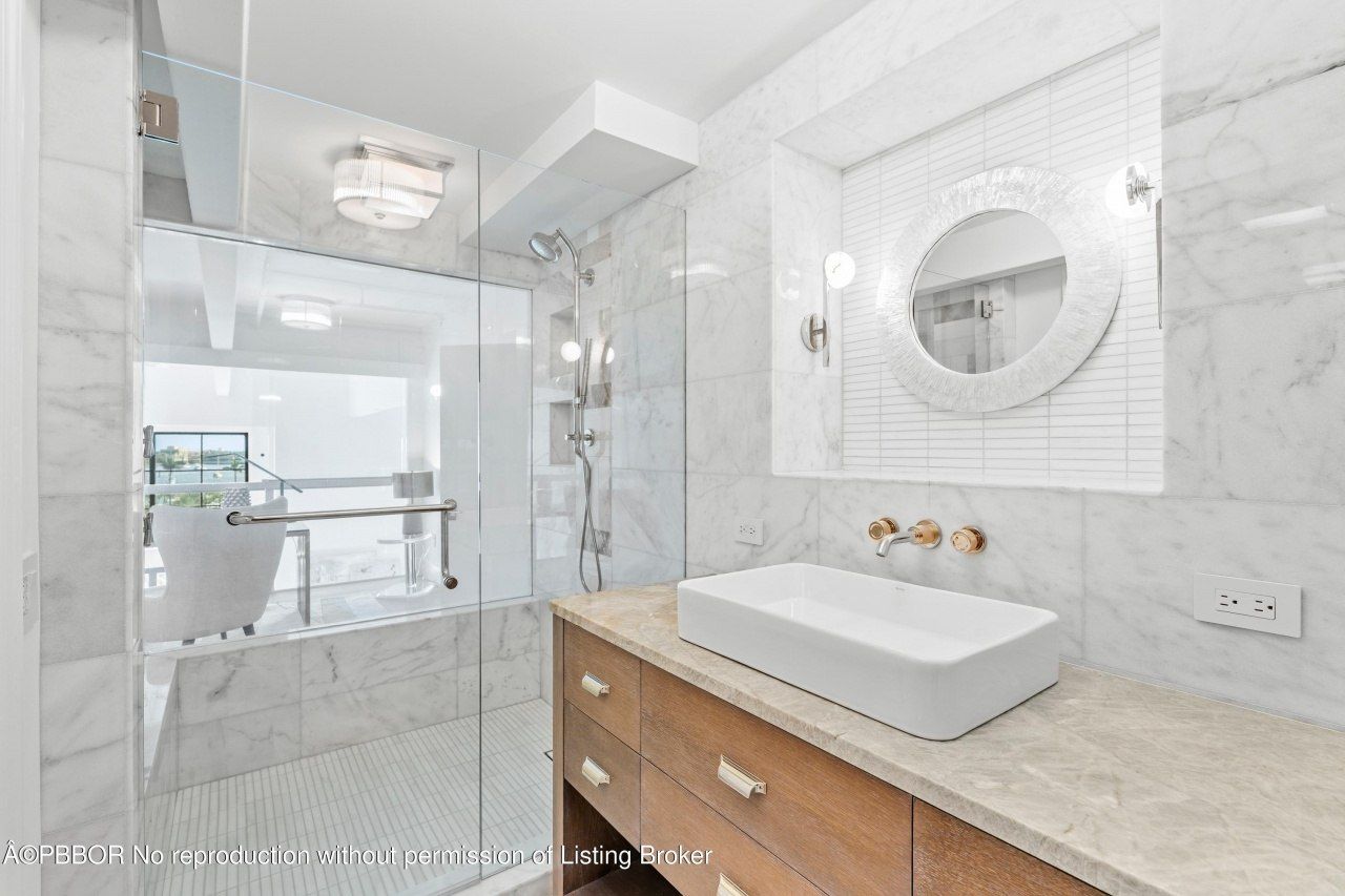 101 N Clematis Street, Unit 412, West Palm Beach, FL 33401 Photo