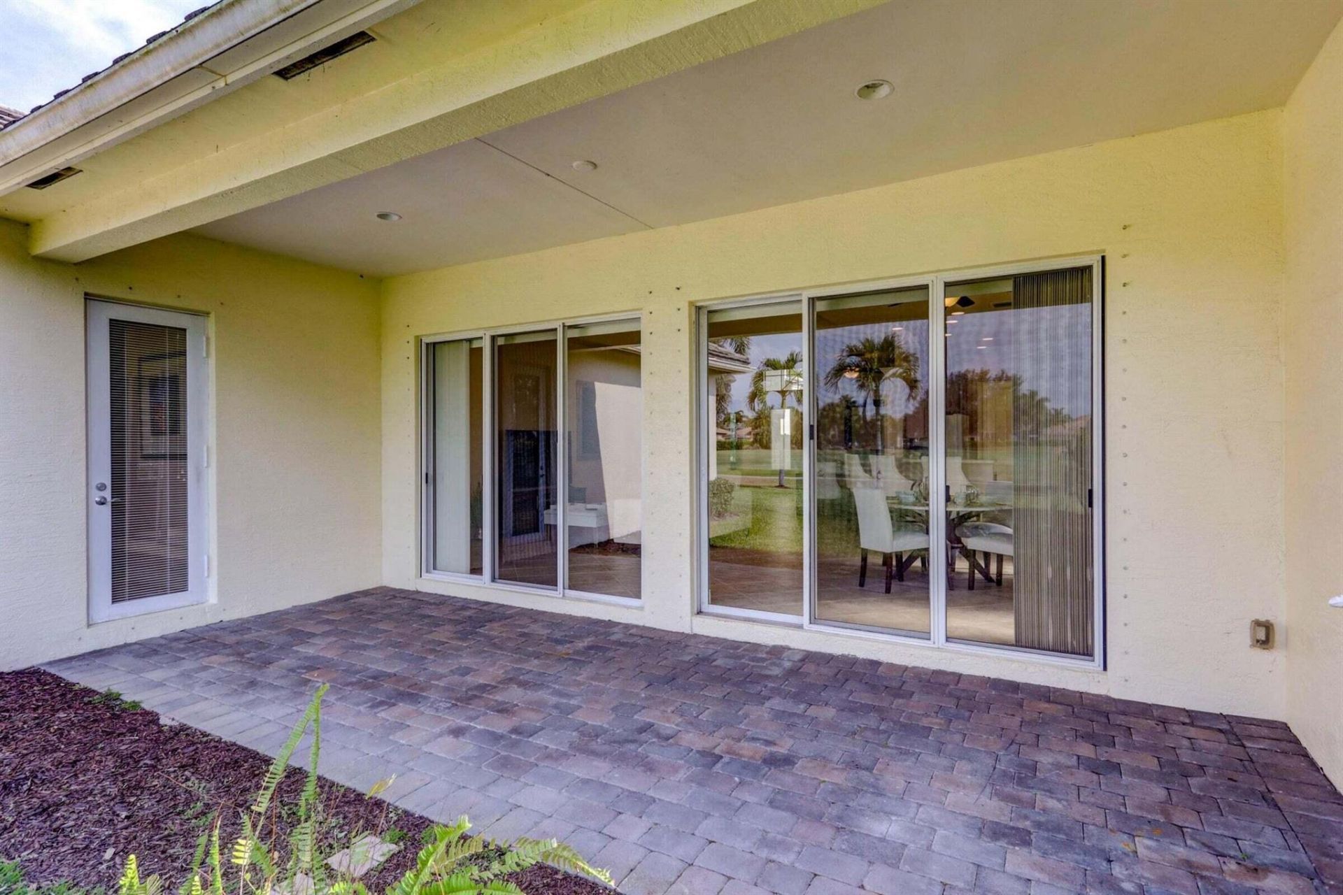 10655 La Strada, West Palm Beach, FL 33412 Photo