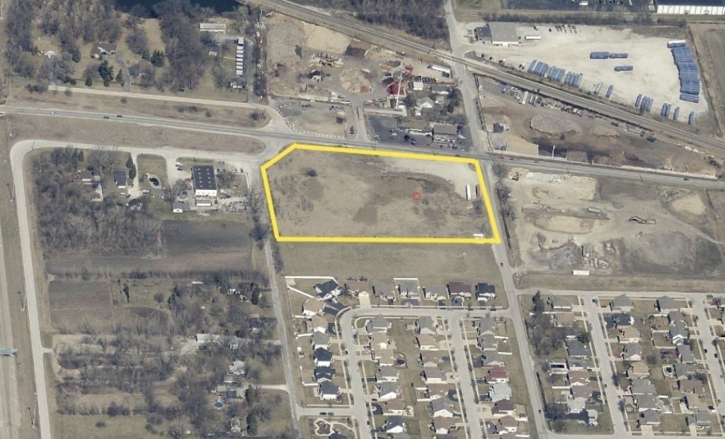 1555 Thornton Lansing Road, Lansing, IL 60438