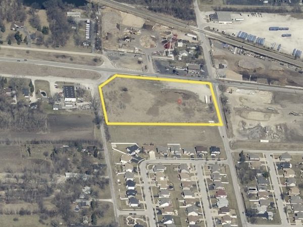 1555 Thornton Lansing Road, Lansing, IL 60438