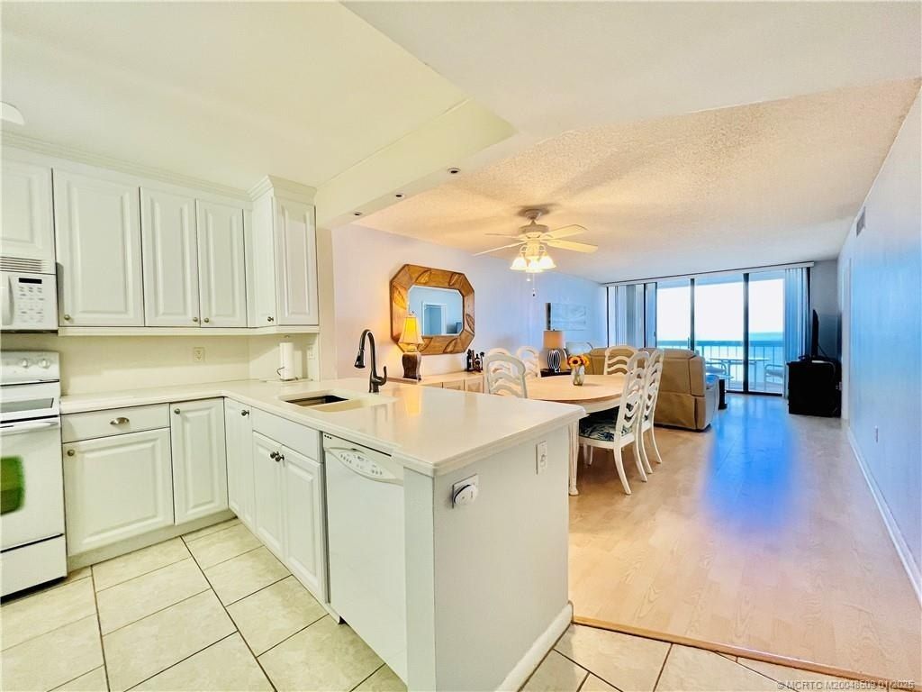 9940 S Ocean Drive, Unit 703, Jensen Beach, FL 34957 Photo