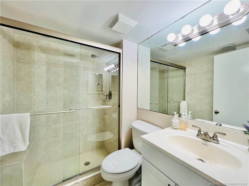 9940 S Ocean Drive, Unit 703, Jensen Beach, FL 34957 Photo