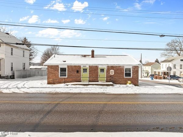 293 N Ellsworth Avenue, Salem, OH 44460