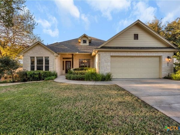 106 Alexander Avenue, Burnet, TX 78611