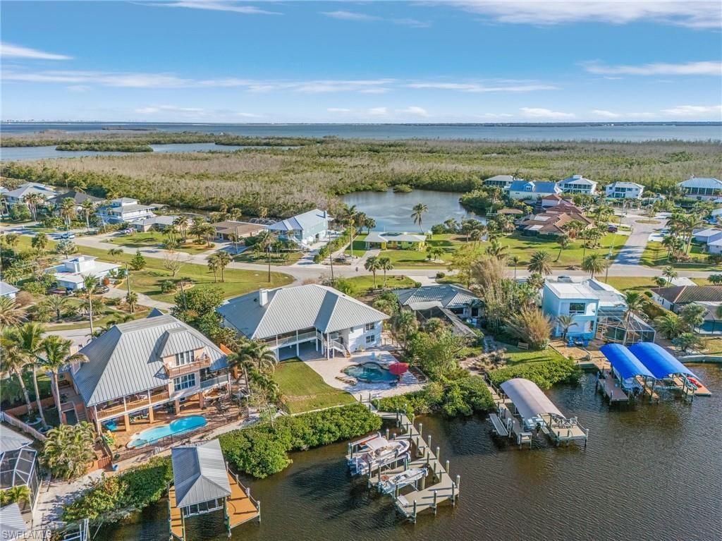 2771 Teal Ct, Saint James City, FL 33956 Photo