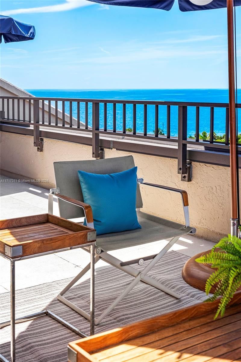 201 Crandon Blvd, Unit 1002, Key Biscayne, FL 33149 Photo