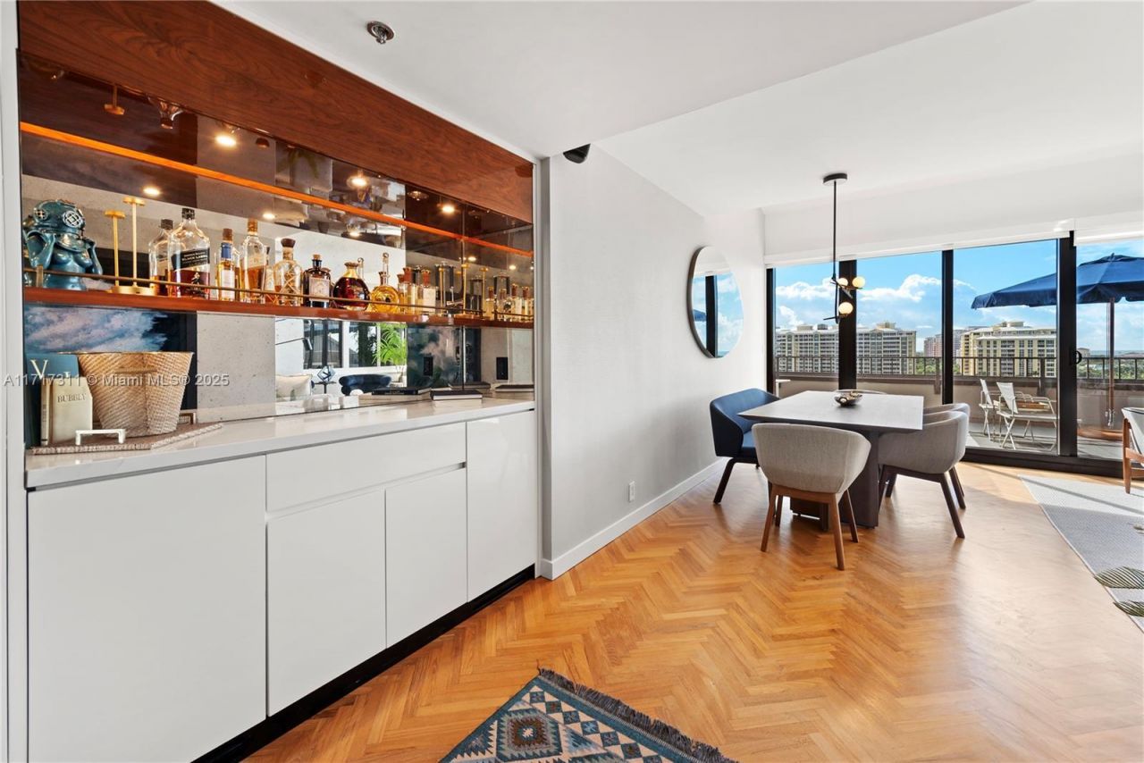 201 Crandon Blvd, Unit 1002, Key Biscayne, FL 33149 Photo