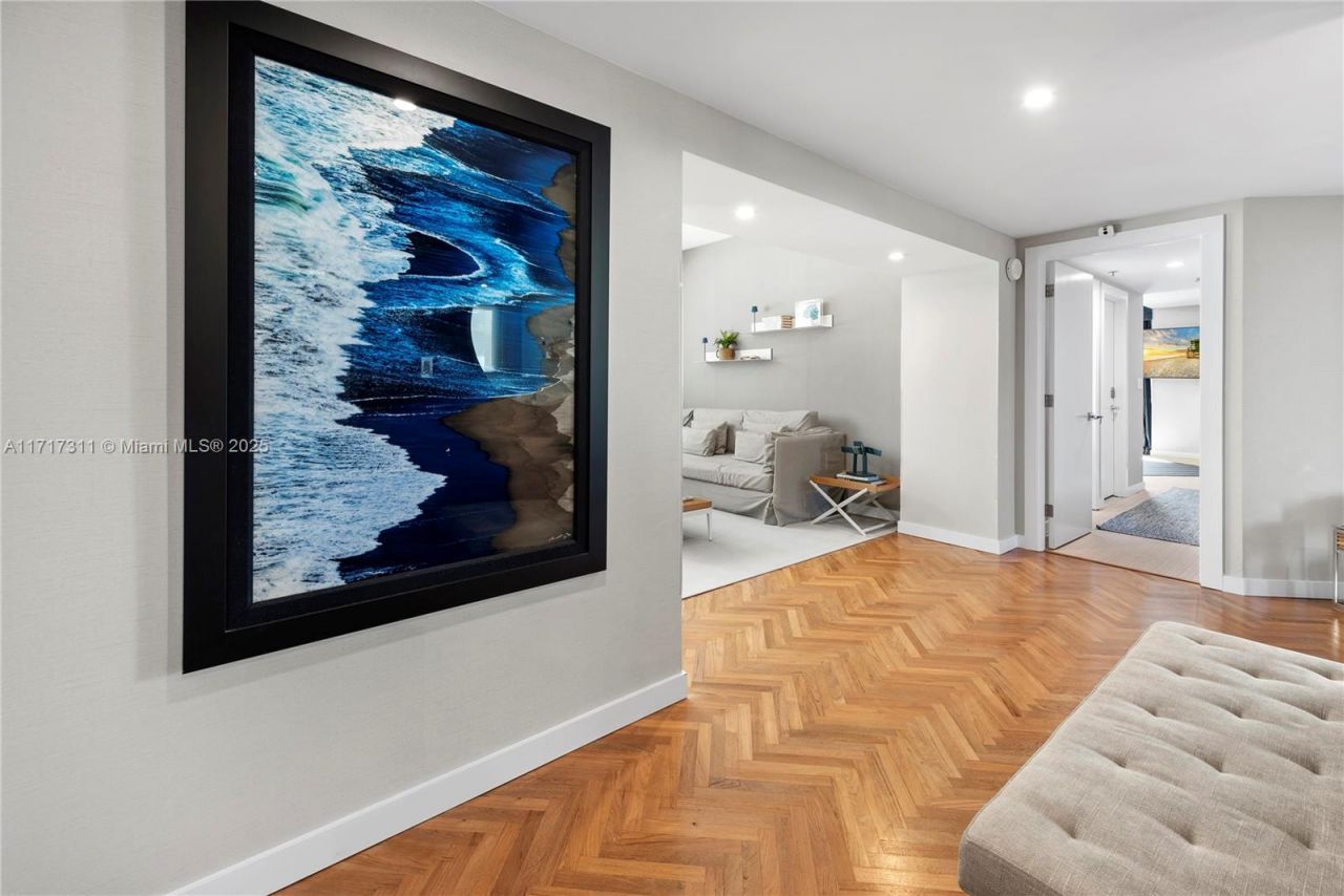 201 Crandon Blvd, Unit 1002, Key Biscayne, FL 33149 Photo