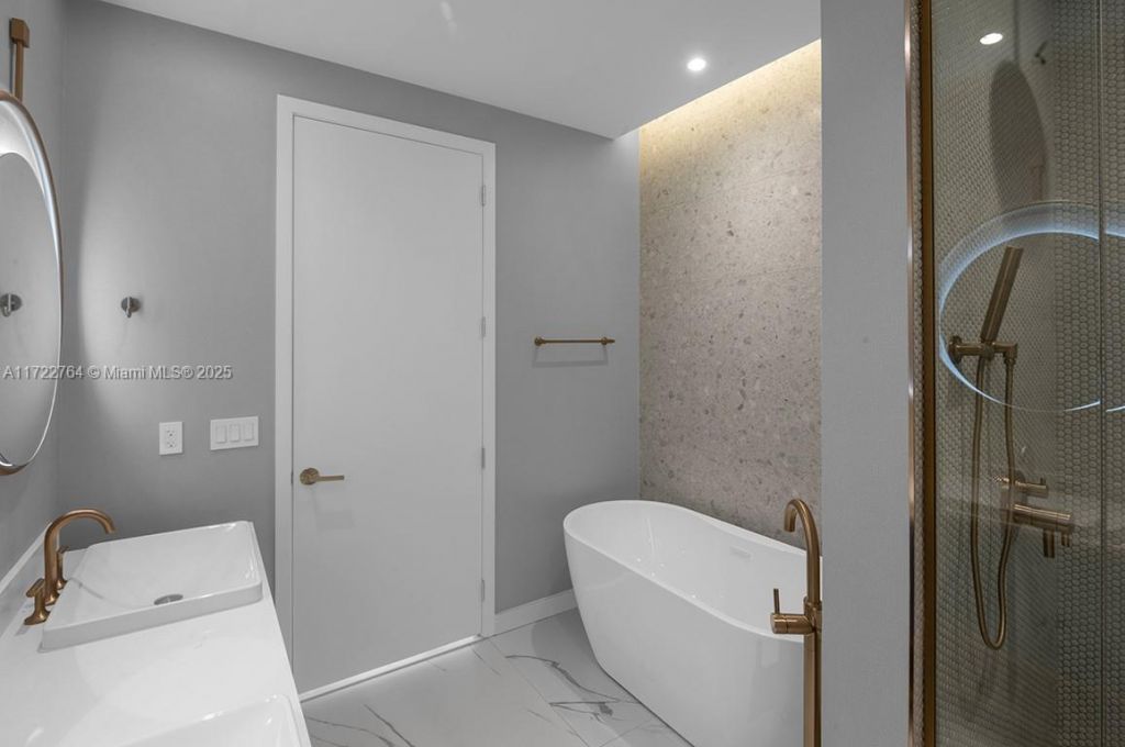 2655 S Bayshore Dr, Unit 1212, Coconut Grove, FL 33133 Photo