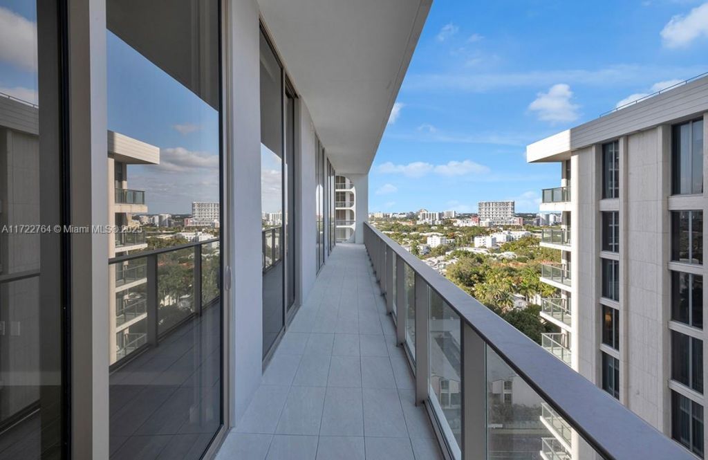 2655 S Bayshore Dr, Unit 1212, Coconut Grove, FL 33133 Photo