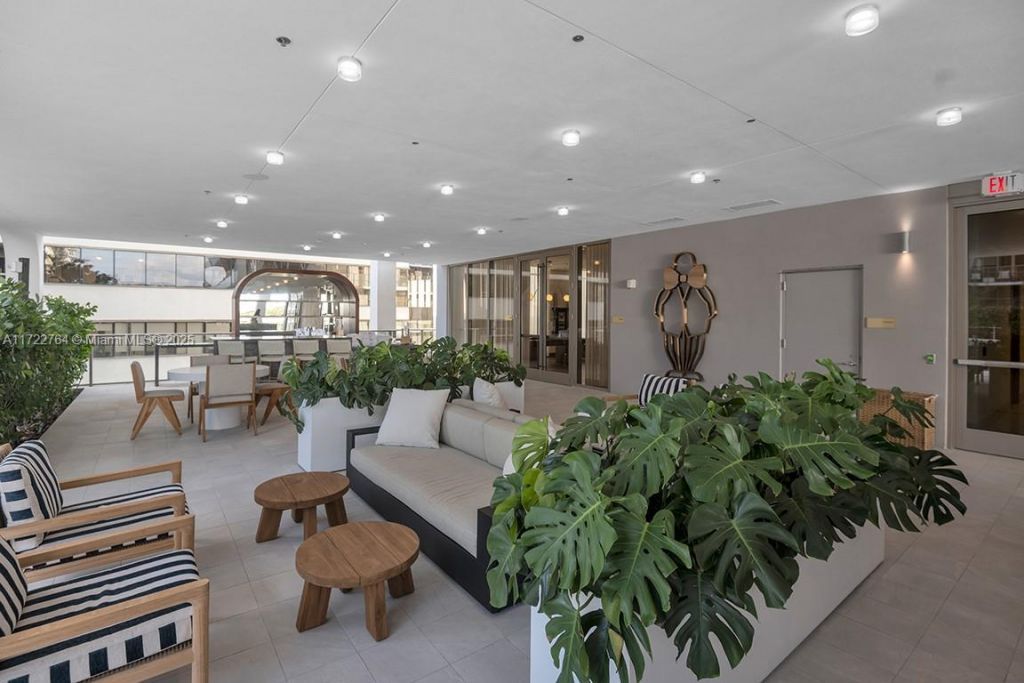 2655 S Bayshore Dr, Unit 1212, Coconut Grove, FL 33133 Photo