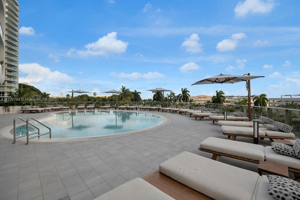 2655 S Bayshore Dr, Unit 1212, Coconut Grove, FL 33133 Photo
