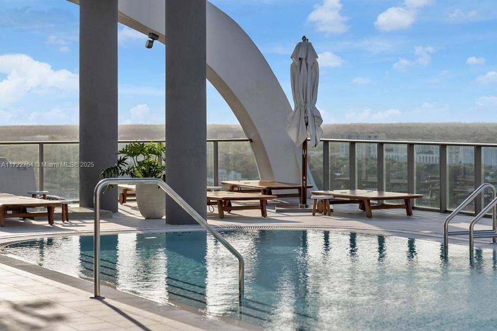 2655 S Bayshore Dr, Unit 1212, Coconut Grove, FL 33133 Photo