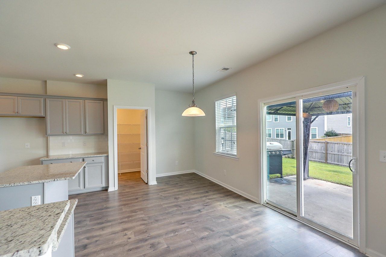 238 Wathen Drive Photo 15