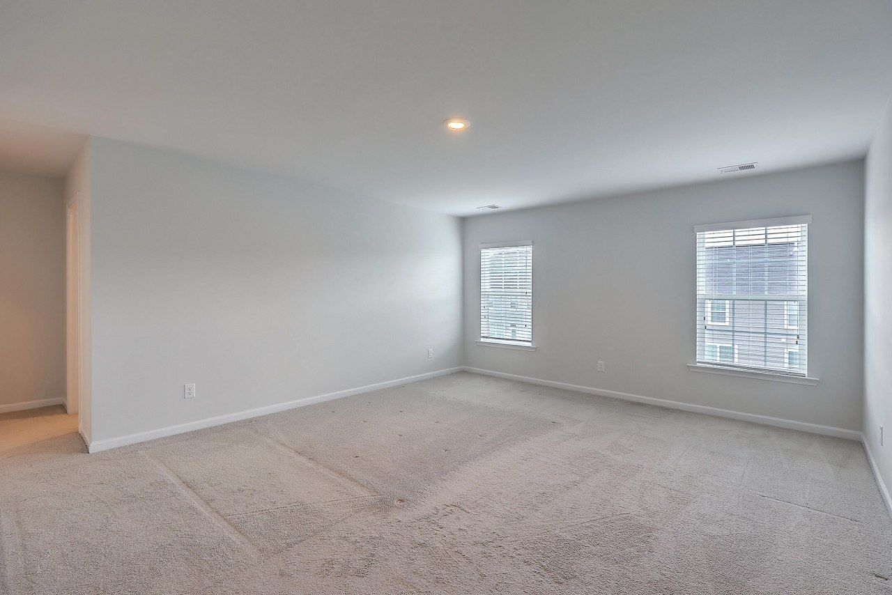 238 Wathen Drive Photo 27