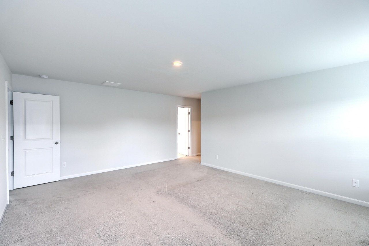 238 Wathen Drive Photo 29