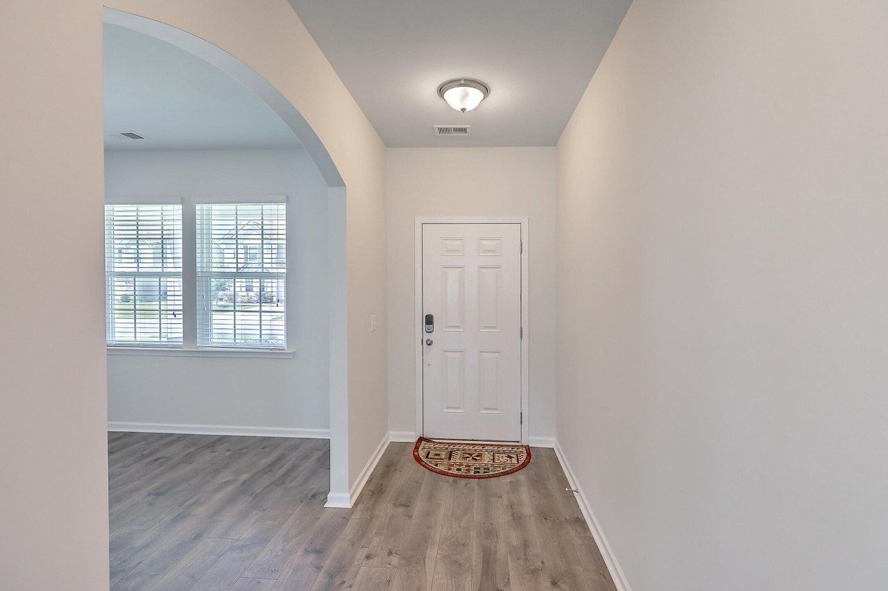 238 Wathen Drive Photo 5