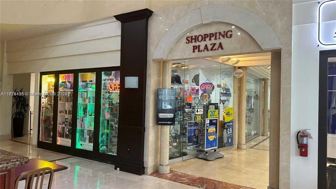 19201 Collins Ave, Unit 701, Sunny Isles Beach, FL 33160 Photo