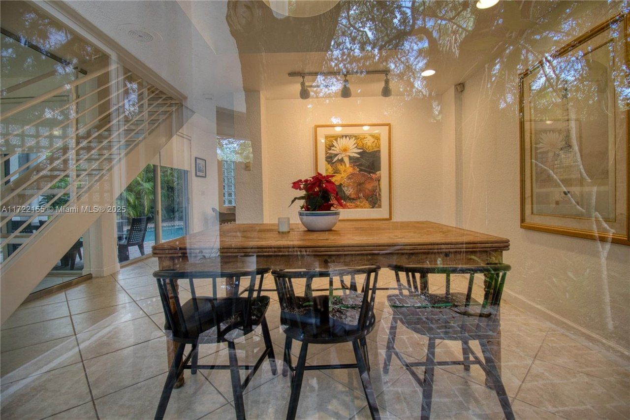 2200 Lincoln Ave, Miami, FL 33133 Photo