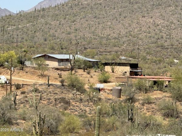 42213 N 3RD Street, Phoenix, AZ 85086